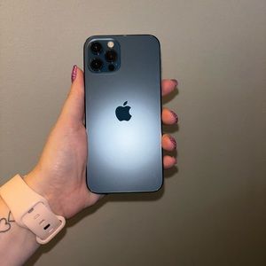 BLUE IPHONE 12